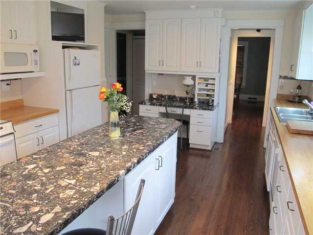 336 Berkeley Street Rochester, NY 14607 - Photo 7 of 16 Kitchen