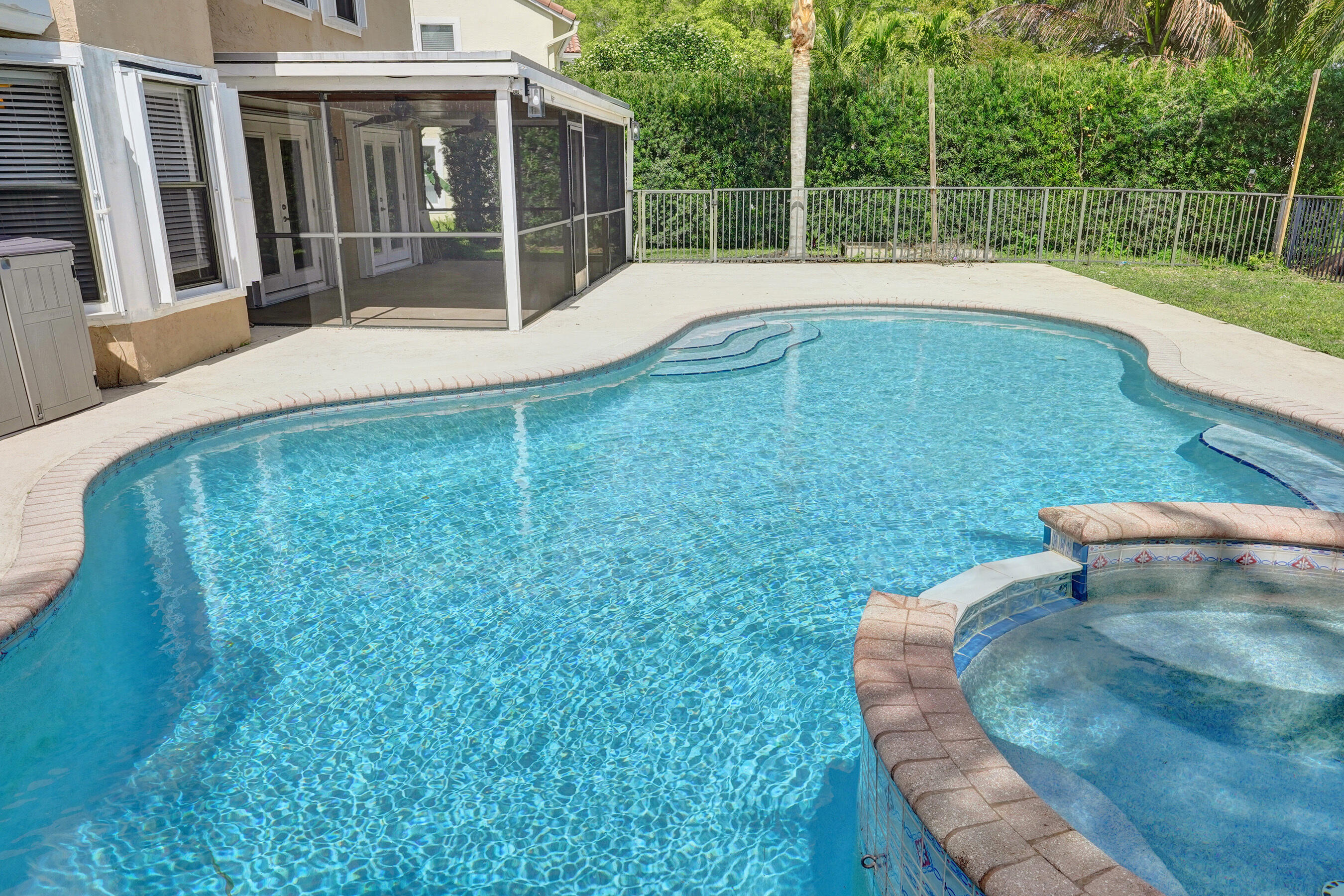 10732 Sea Cliff Circle Boca Raton, FL 33498 - Photo 22 of 31 Heated pool and spa