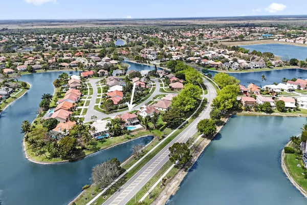 $5,100 | 10732 Sea Cliff Circle, Boca Raton, FL 33498