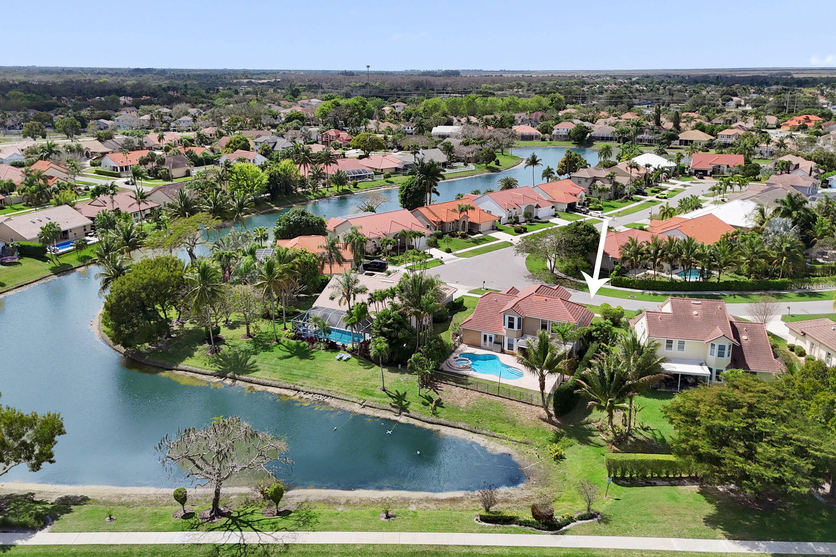 10732 Sea Cliff Circle Boca Raton, FL 33498 - Photo 3 of 31 Lakefront