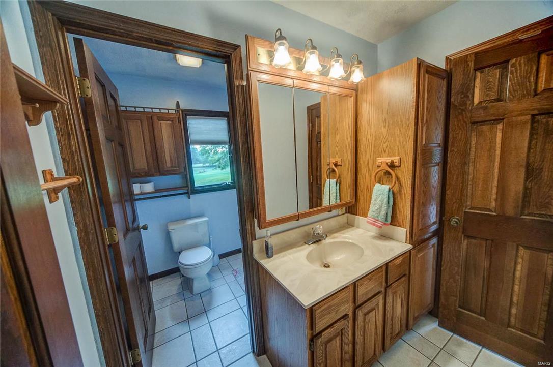 6101 Town Hall Road Belleville, IL 62223 - Photo 15 of 66 Gallery Image 15