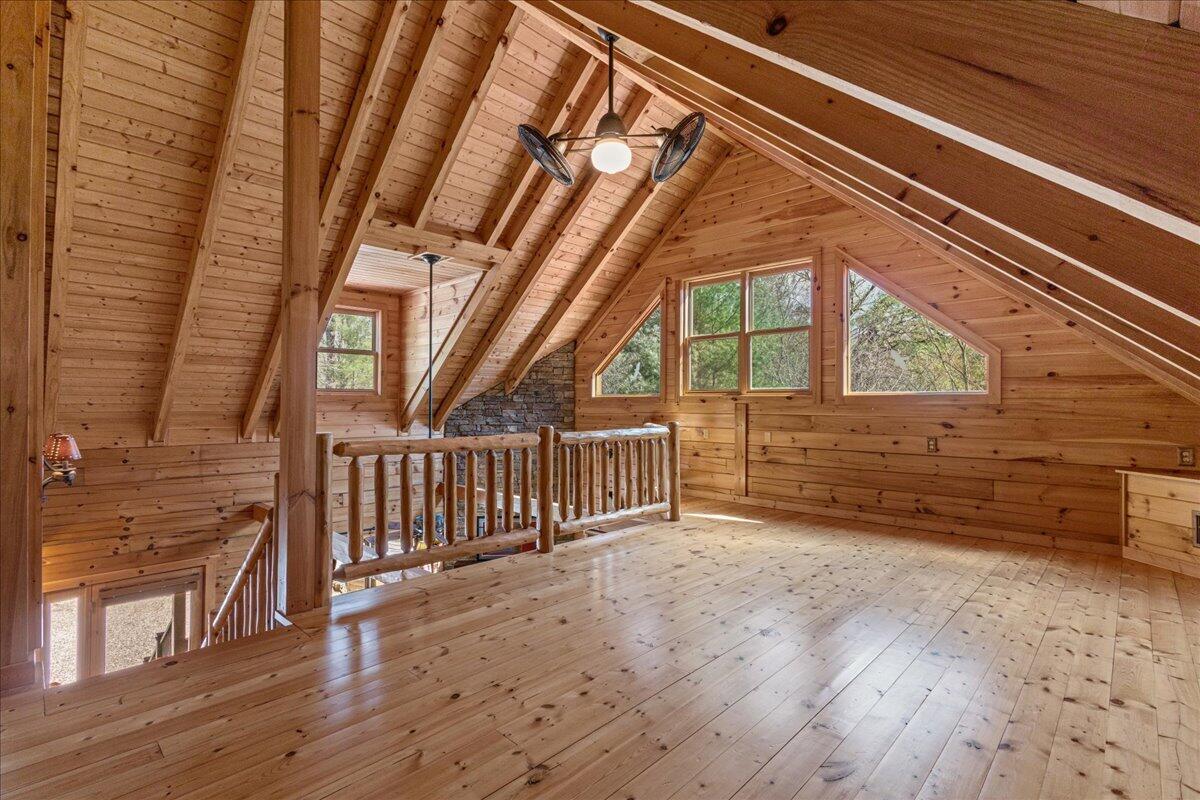 205 Holder Cemetery Road Tellico Plains, TN 37385 - Photo 17 of 43 Loft 1
