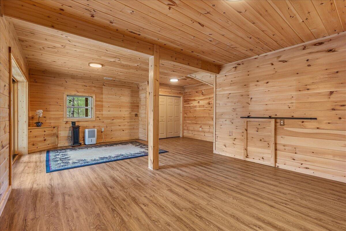 205 Holder Cemetery Road Tellico Plains, TN 37385 - Photo 21 of 43 Basement Den 4