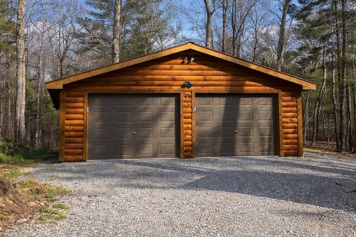 205 Holder Cemetery Road Tellico Plains, TN 37385 - Photo 32 of 43 Garage