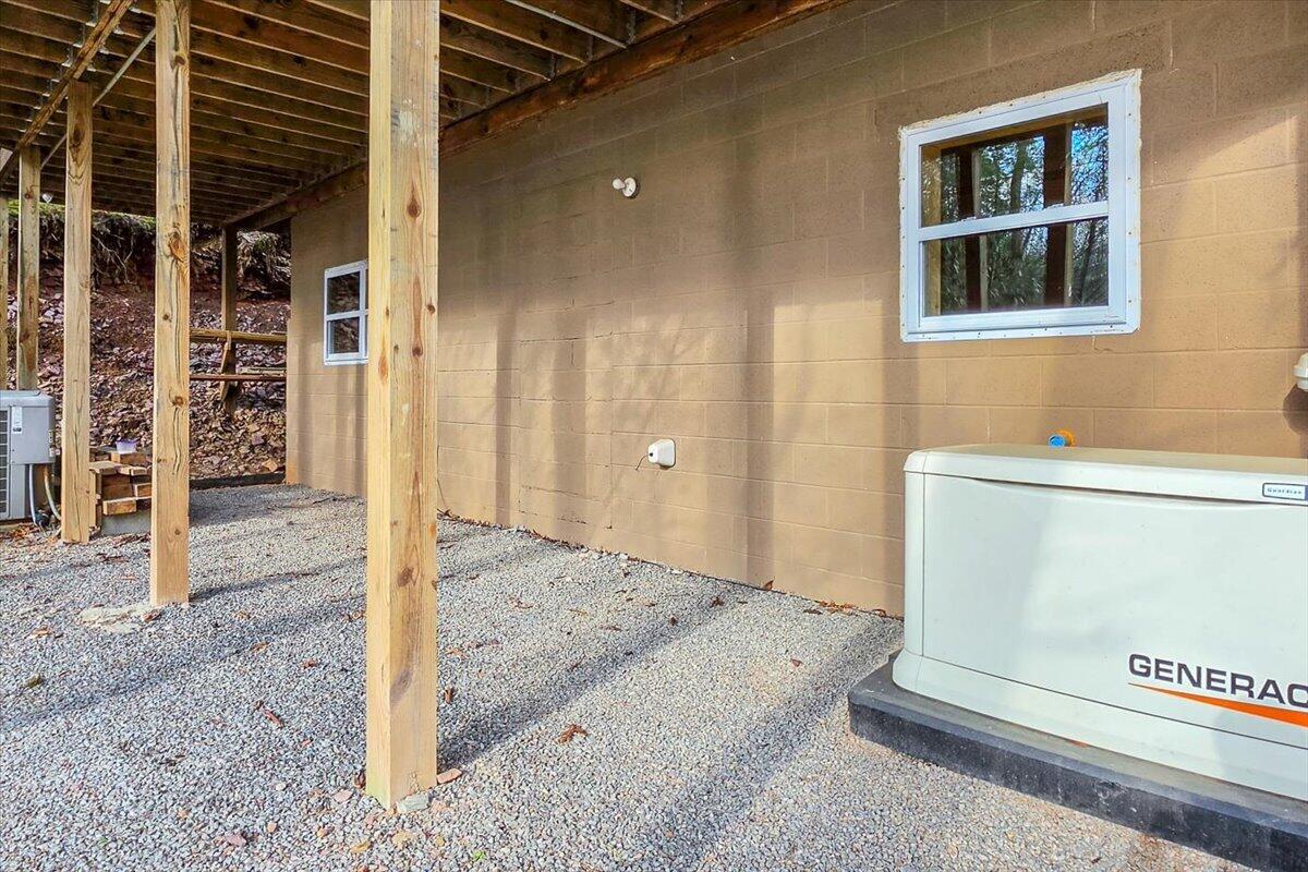205 Holder Cemetery Road Tellico Plains, TN 37385 - Photo 37 of 43 Exterior back under deck
