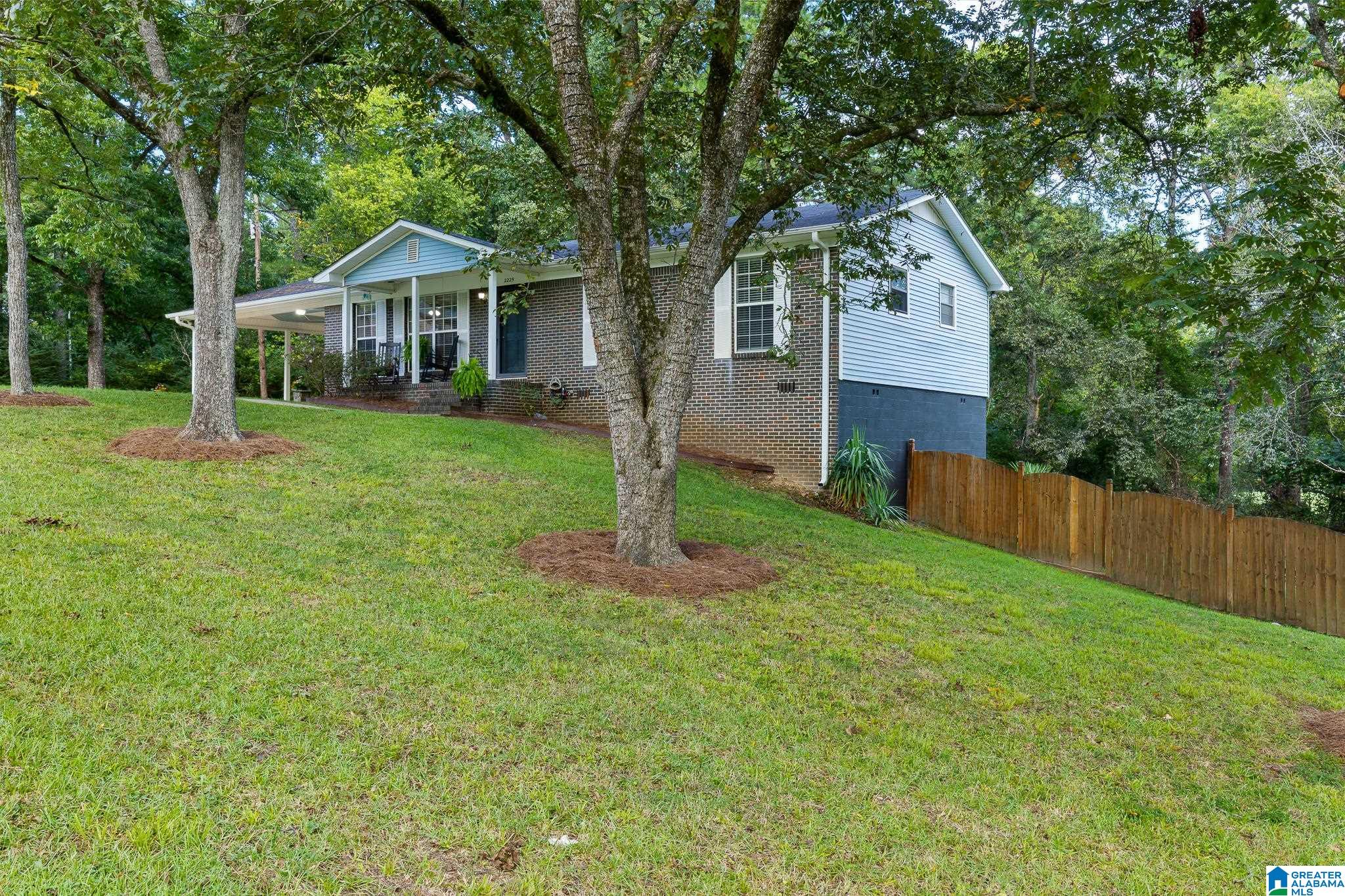 2225 Ridgebrook Road Fultondale, AL 35068 - Photo 5 of 35