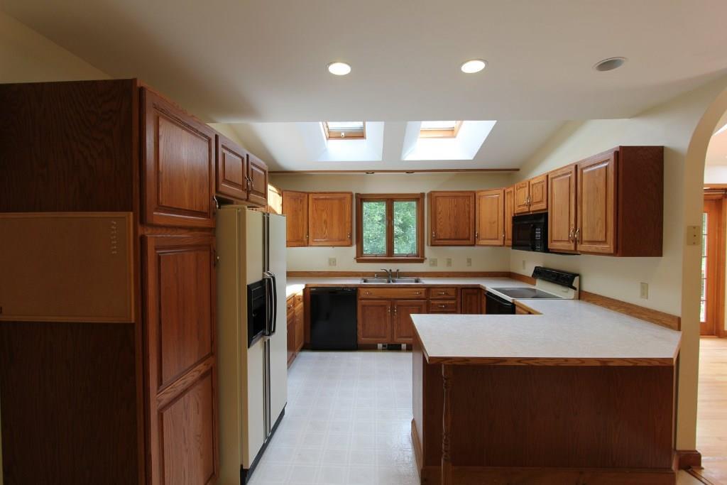 518 Wiswell Road Holden, ME 04429 - Photo 5 of 35 Photo