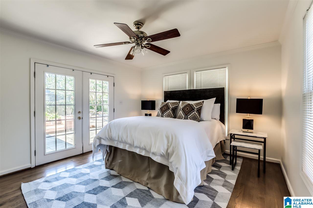 2036 Hickory Road Vestavia Hills, AL 35216 - Photo 17 of 28
