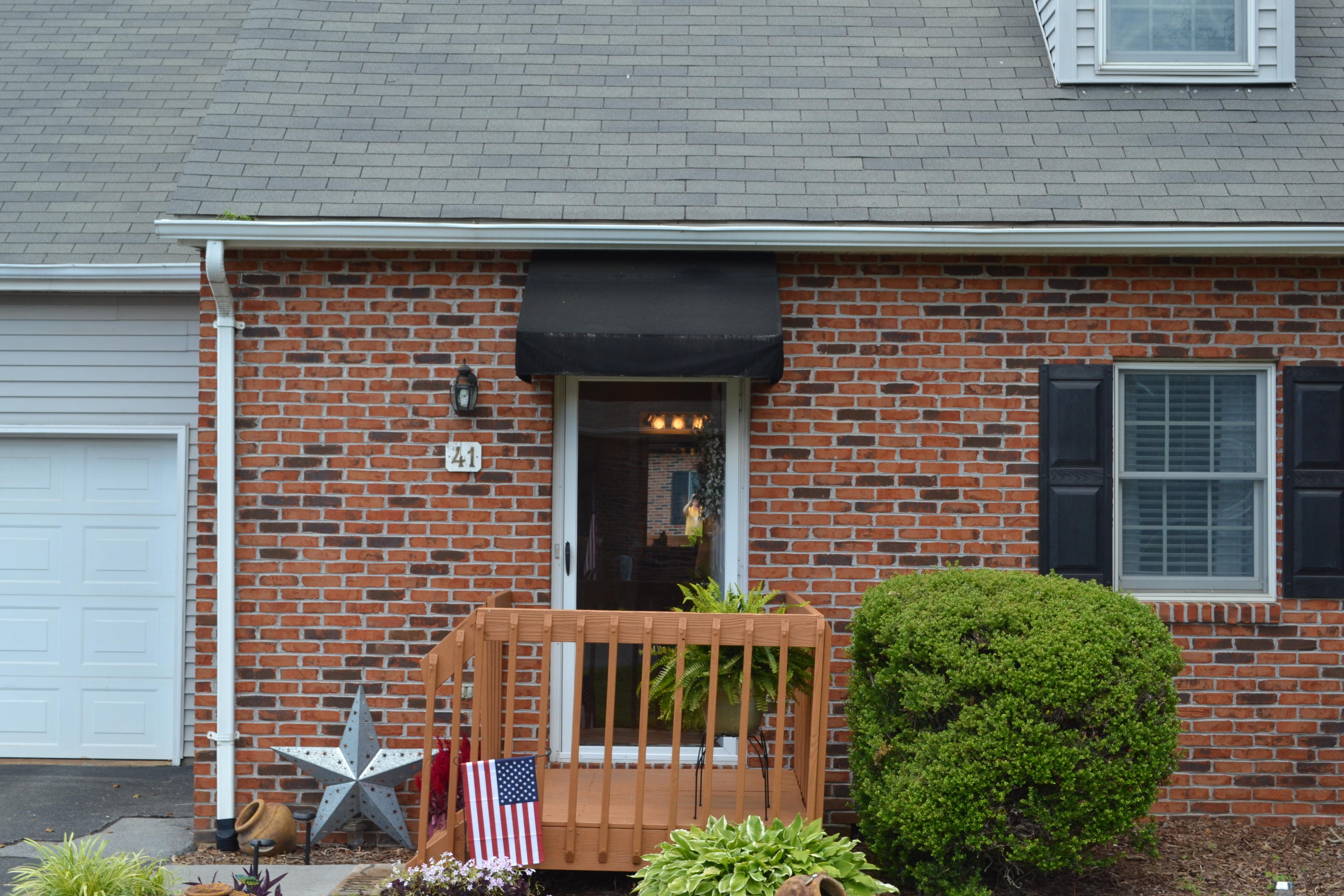 2700 Indian Ridge Road, Unit 41 Johnson City, TN 37604 - Photo 3 of 28 DSC_0034