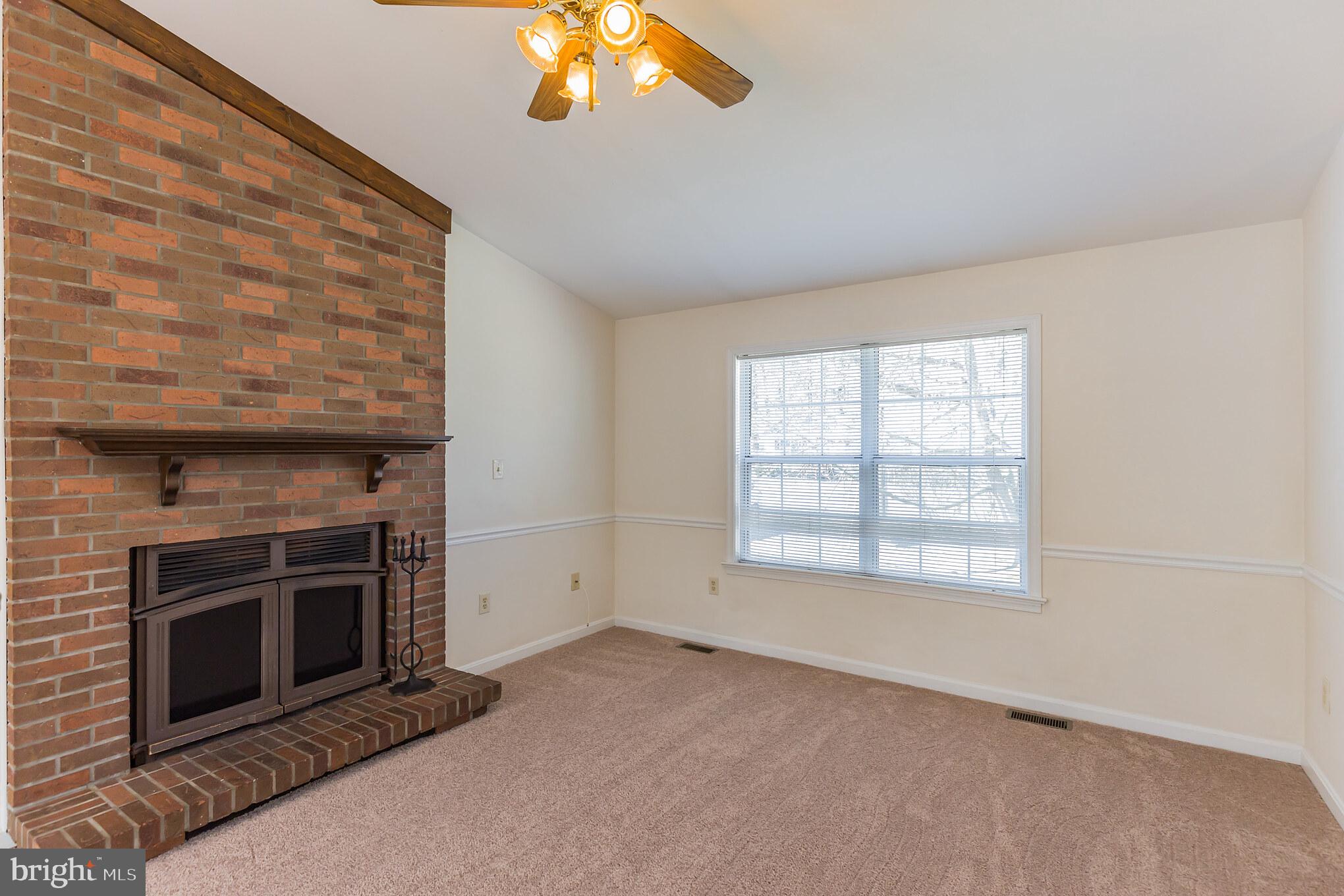 11592 Ropeknot Road Lusby, MD 20657 - Photo 3 of 30 Gallery Image 3