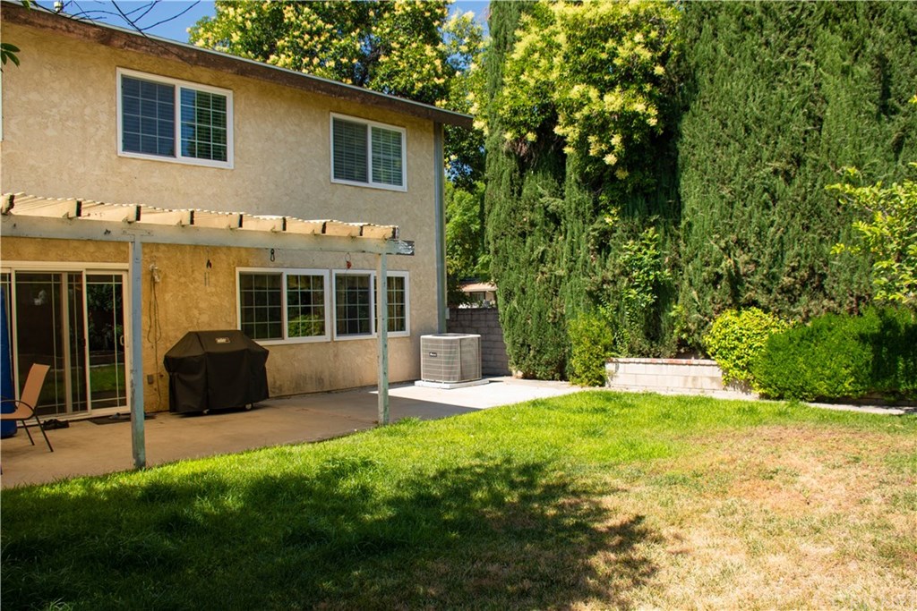 19700 Blythe Street Winnetka, CA 91306 - Photo 22 of 24