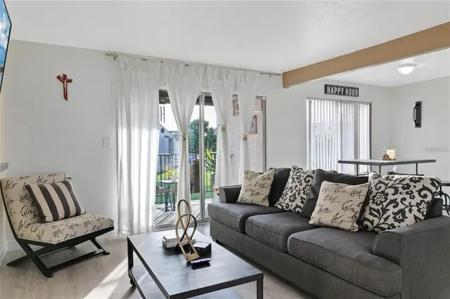 $98,900 | 2022 Ludlow Lane, Unit 2022, Orlando, FL 32839