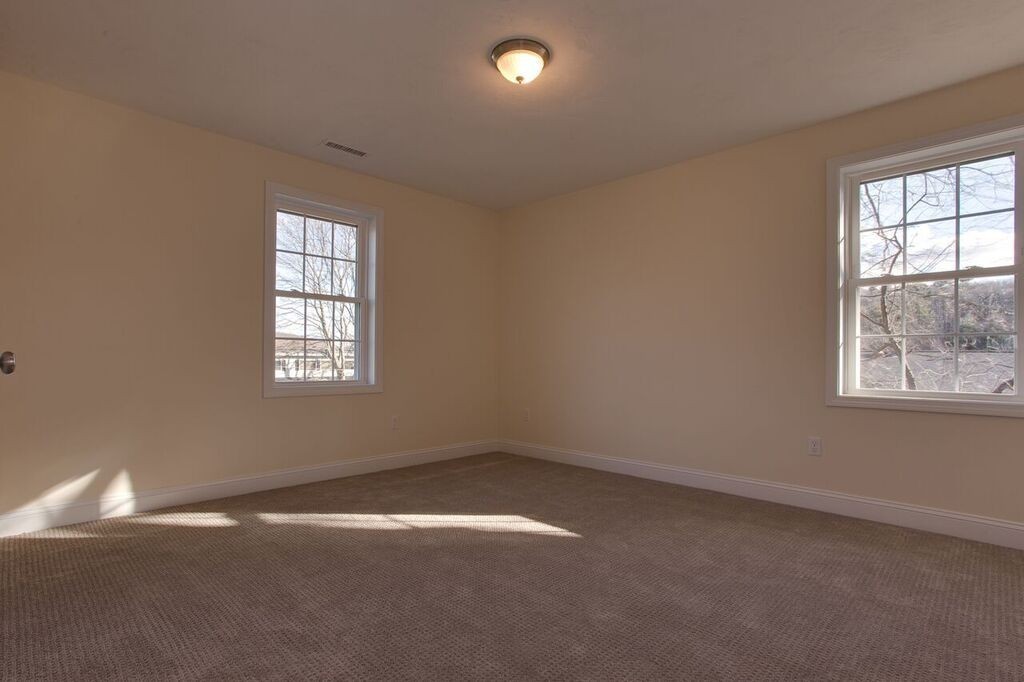 19 Ladybank Road Worcester, MA 01606 - Photo 14 of 28 Gallery Image 14