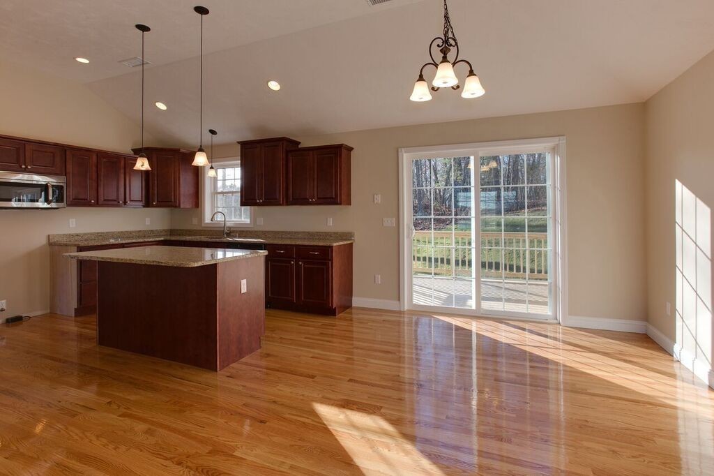 19 Ladybank Road Worcester, MA 01606 - Photo 6 of 28 Gallery Image 6