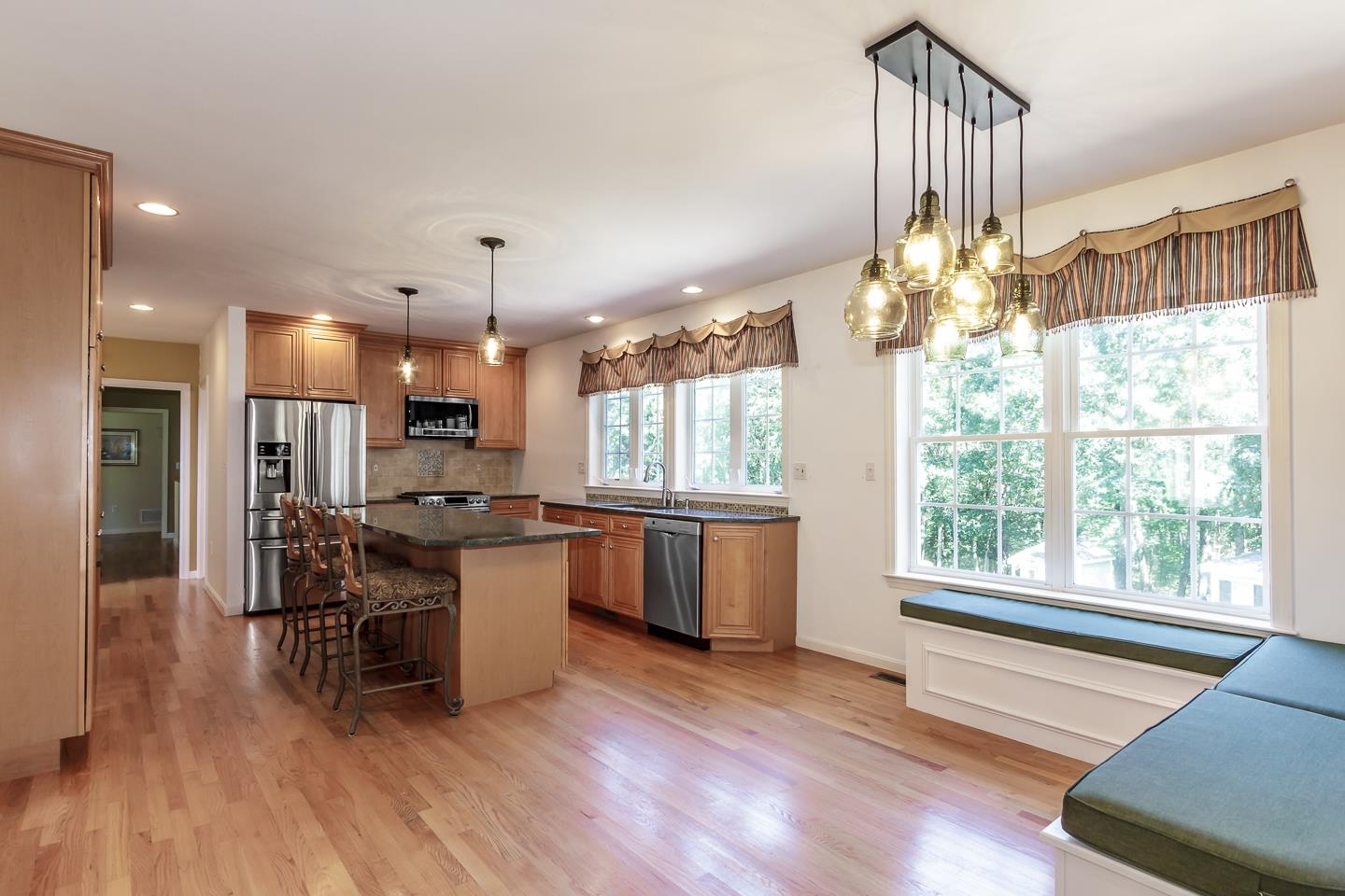 42 Partridge Road Windham, NH 03087 - Photo 4 of 40