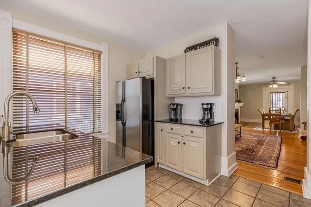 $525,000 | 3949 Warwick Boulevard, Kansas City, MO 64111