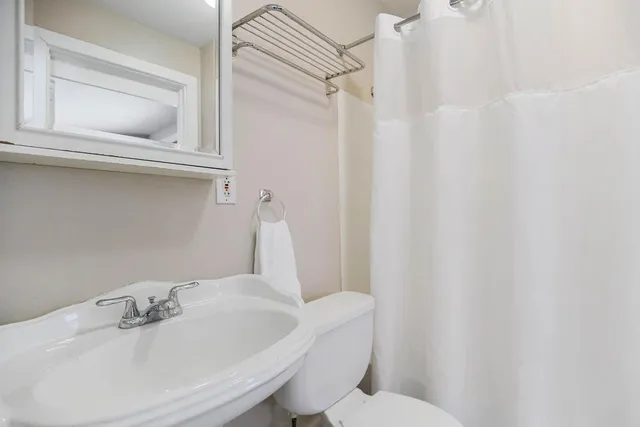 $525,000 | 3949 Warwick Boulevard, Kansas City, MO 64111