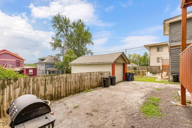 $525,000 | 3949 Warwick Boulevard, Kansas City, MO 64111