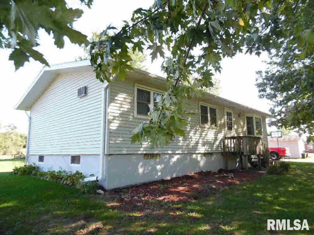 17100 Elston Road Fulton, IL 61252 - Photo 8 of 9