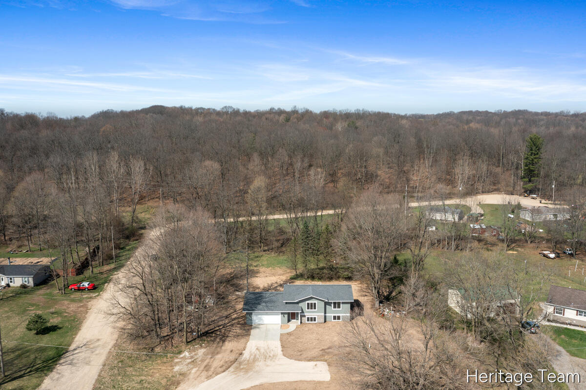 3323 Babylon Road Allegan, MI 49010 - Photo 2 of 27 3323-Babylon_201