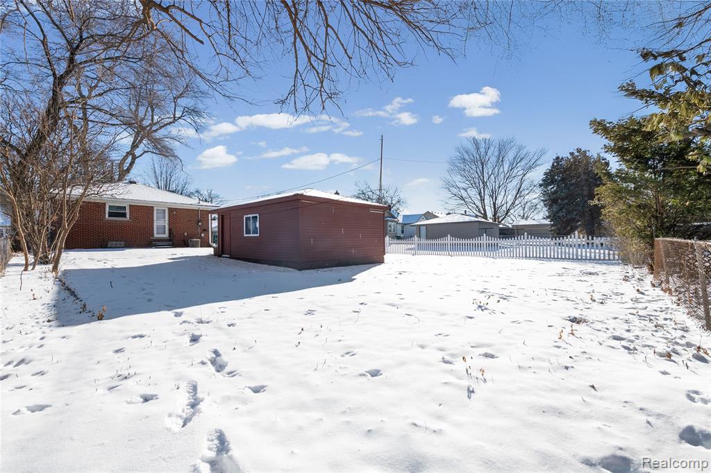 2722 Banner Street Dearborn, MI 48124 - Photo 32 of 32