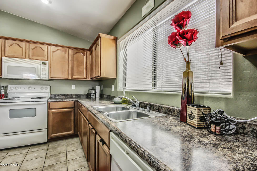 9641 West Heber Road Tolleson, AZ 85353 - Photo 12 of 36 Heber-12