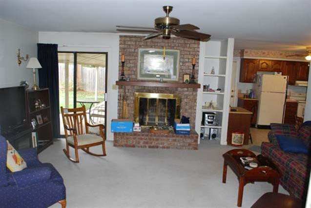 3345 Pepperhill Road Lexington, KY 40502 - Photo 5 of 13 Photo 5