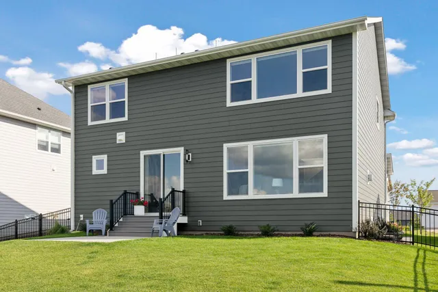 $765,000 | 10173 Arrowwood Trail, Woodbury, MN 55129