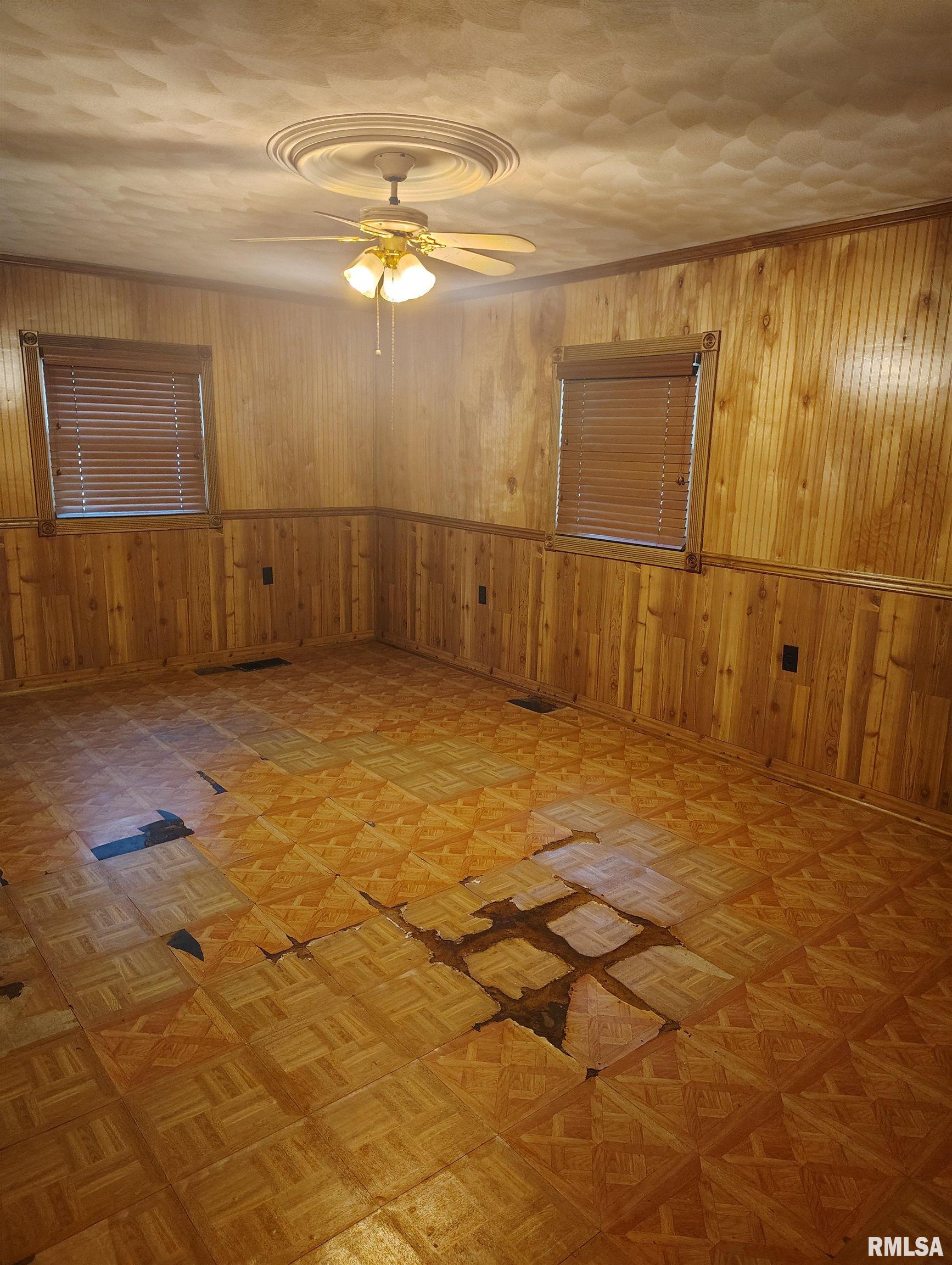 1340 East Ash Street Canton, IL 61520 - Photo 10 of 14