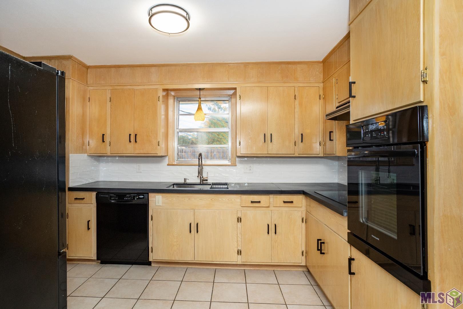 565 Elizabeth Drive Baton Rouge, LA 70815 - Photo 10 of 26 Gallery Image 10