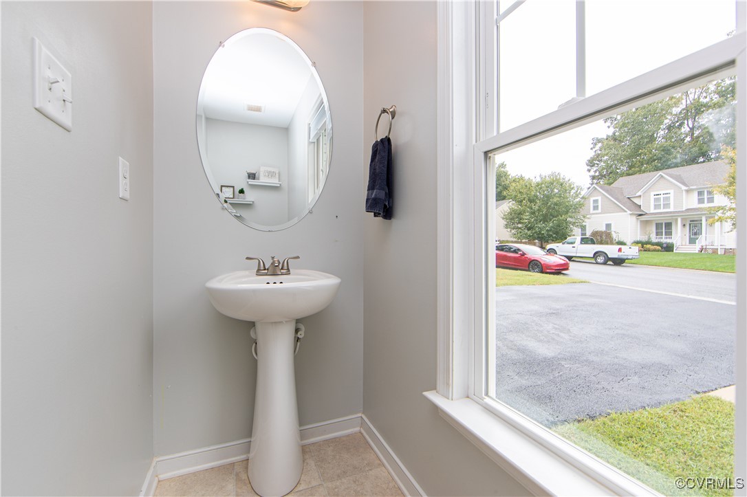 3139 Barnack Road Midlothian, VA 23112 - Photo 15 of 28 The gorgeous half bath