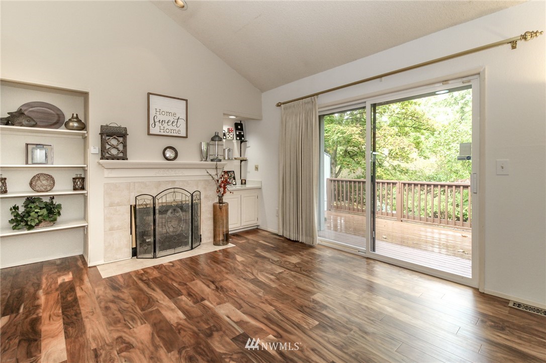 11556 Southeast 175th Street, Unit 24 Renton, WA 98055 - Photo 7 of 39 Gallery Image 7