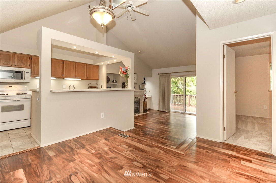 11556 Southeast 175th Street, Unit 24 Renton, WA 98055 - Photo 8 of 39 Gallery Image 8