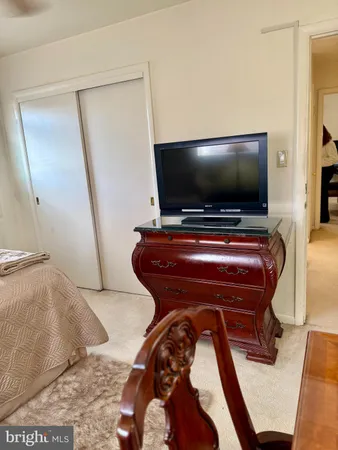 $2,500 | 637 22nd Street South, Arlington, VA 22202