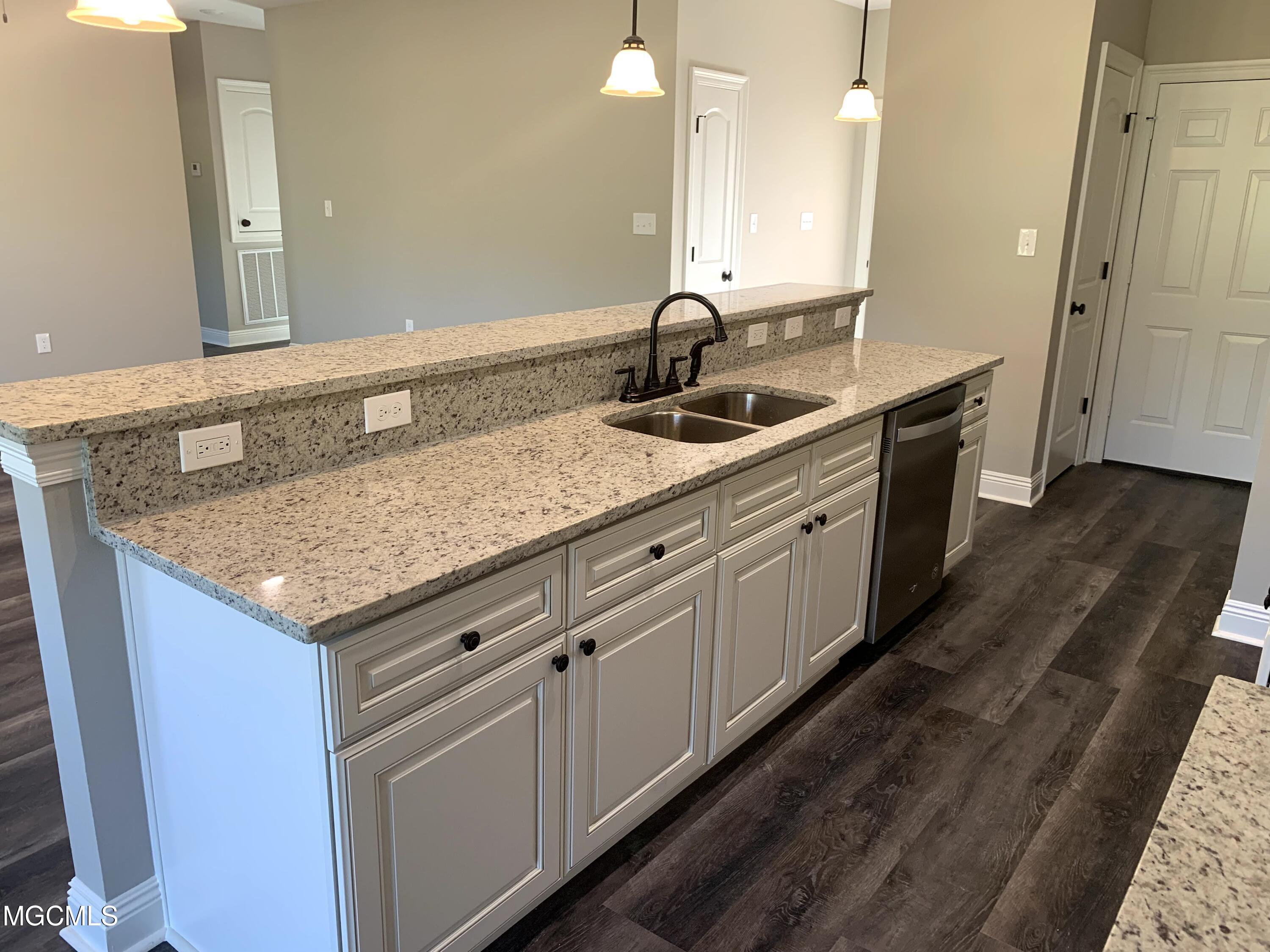 17025 Old Joe Moran Road Kiln, MS 39556 - Photo 10 of 27 Kitchen