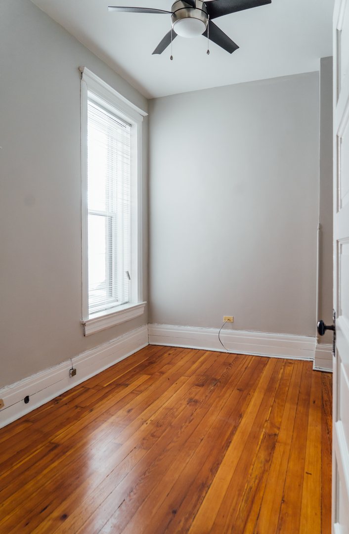10 West Chestnut Street, Unit 3 Chicago, IL 60610 - Photo 12 of 16