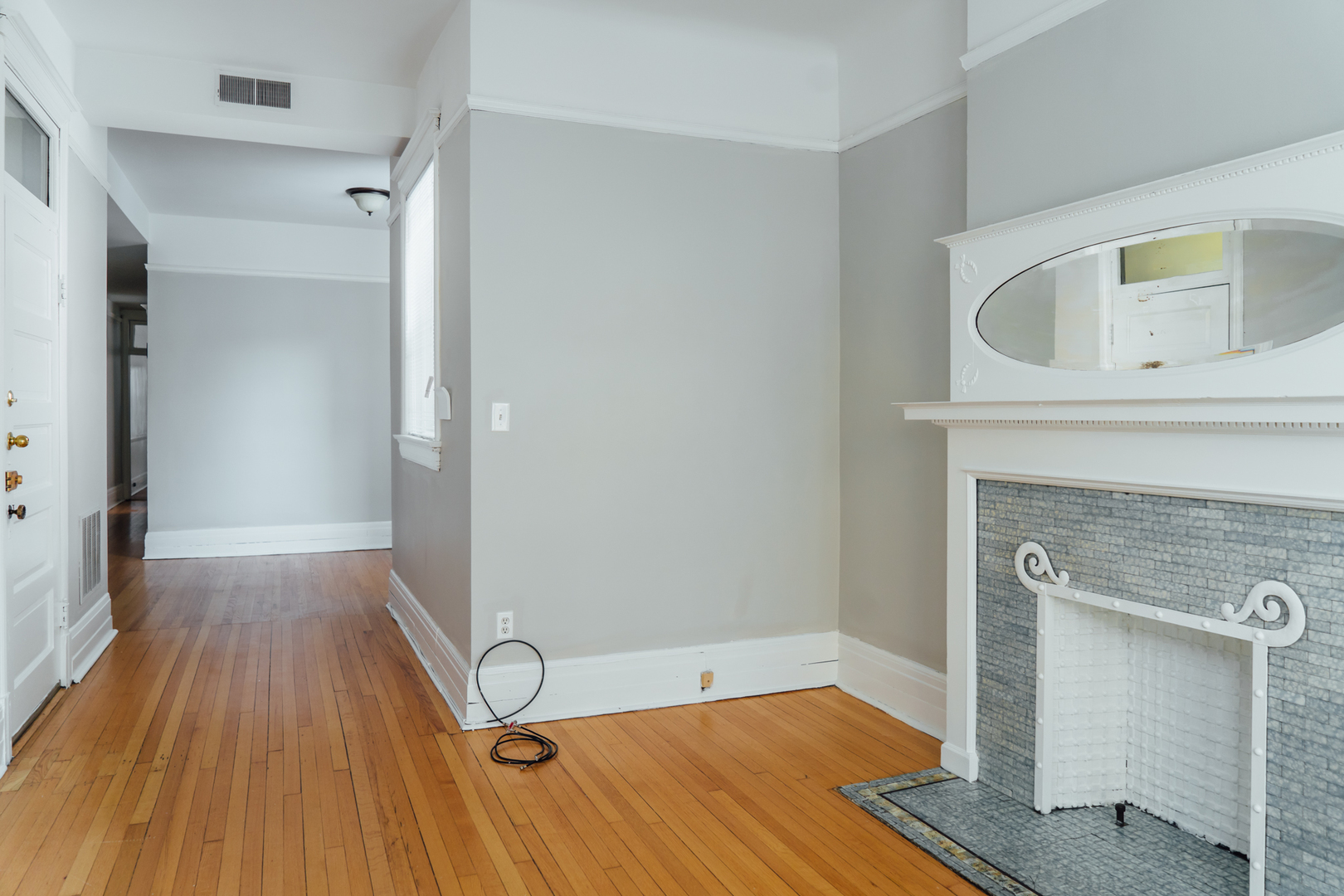 10 West Chestnut Street, Unit 3 Chicago, IL 60610 - Photo 4 of 16