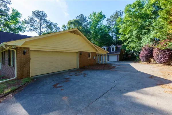 $353,000 | 150 Plantation Drive, Stockbridge, GA 30281