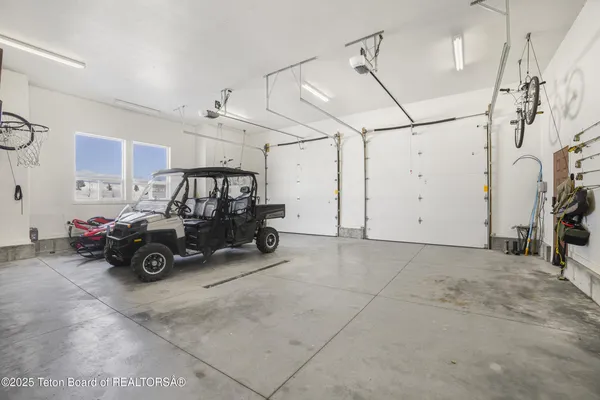 $2,979,000 | 3944 Schaefer Lane, Ashton, ID 83420