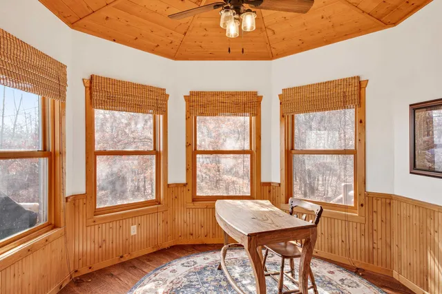 $1,250,000 | W5271 Southview Drive, Necedah, WI 54646