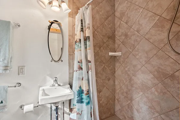 $1,199,000 | W5271 Southview Drive, Necedah, WI 54646