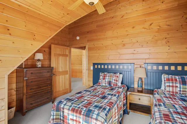 $1,250,000 | W5271 Southview Drive, Necedah, WI 54646