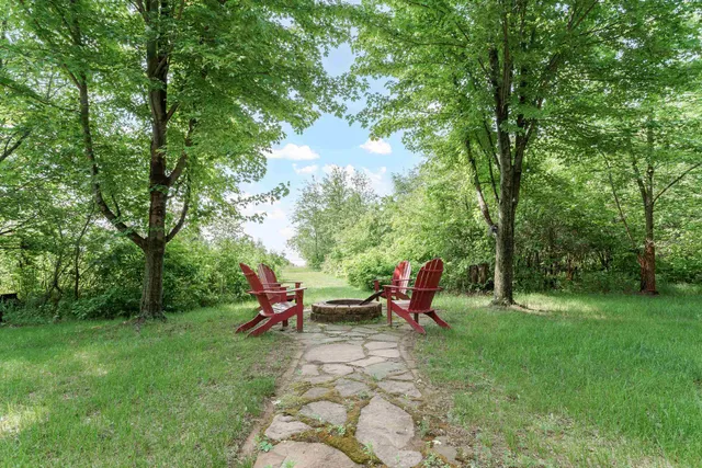 $1,250,000 | W5271 Southview Drive, Necedah, WI 54646