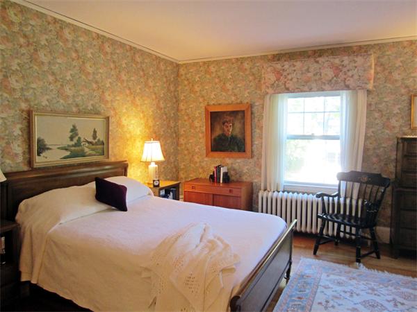 14 Tappan Road Wellesley, MA 02482 - Photo 6 of 12