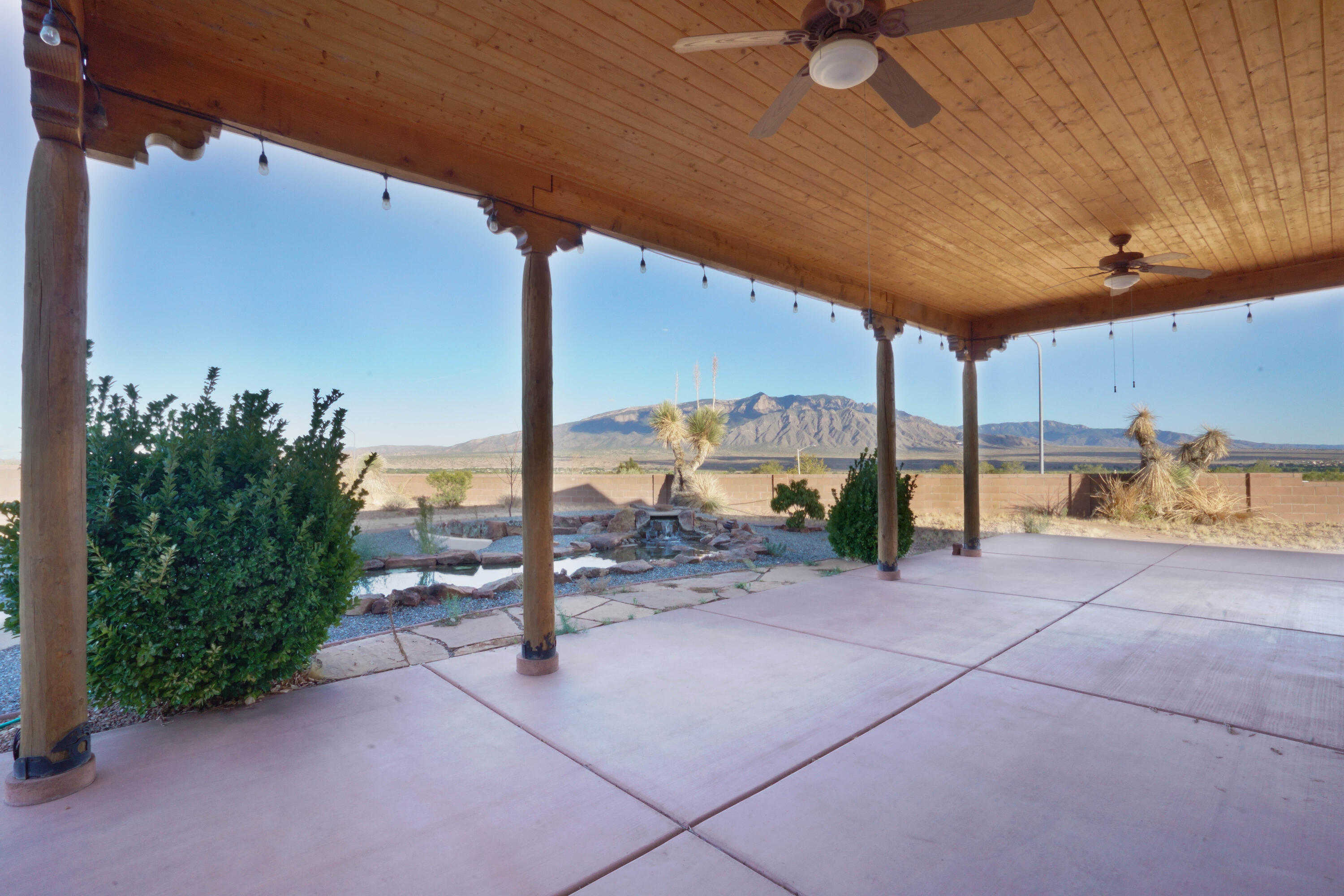 2453 Tyler Loop Northeast Rio Rancho, NM 87144 - Photo 2 of 17 Gallery Image 2