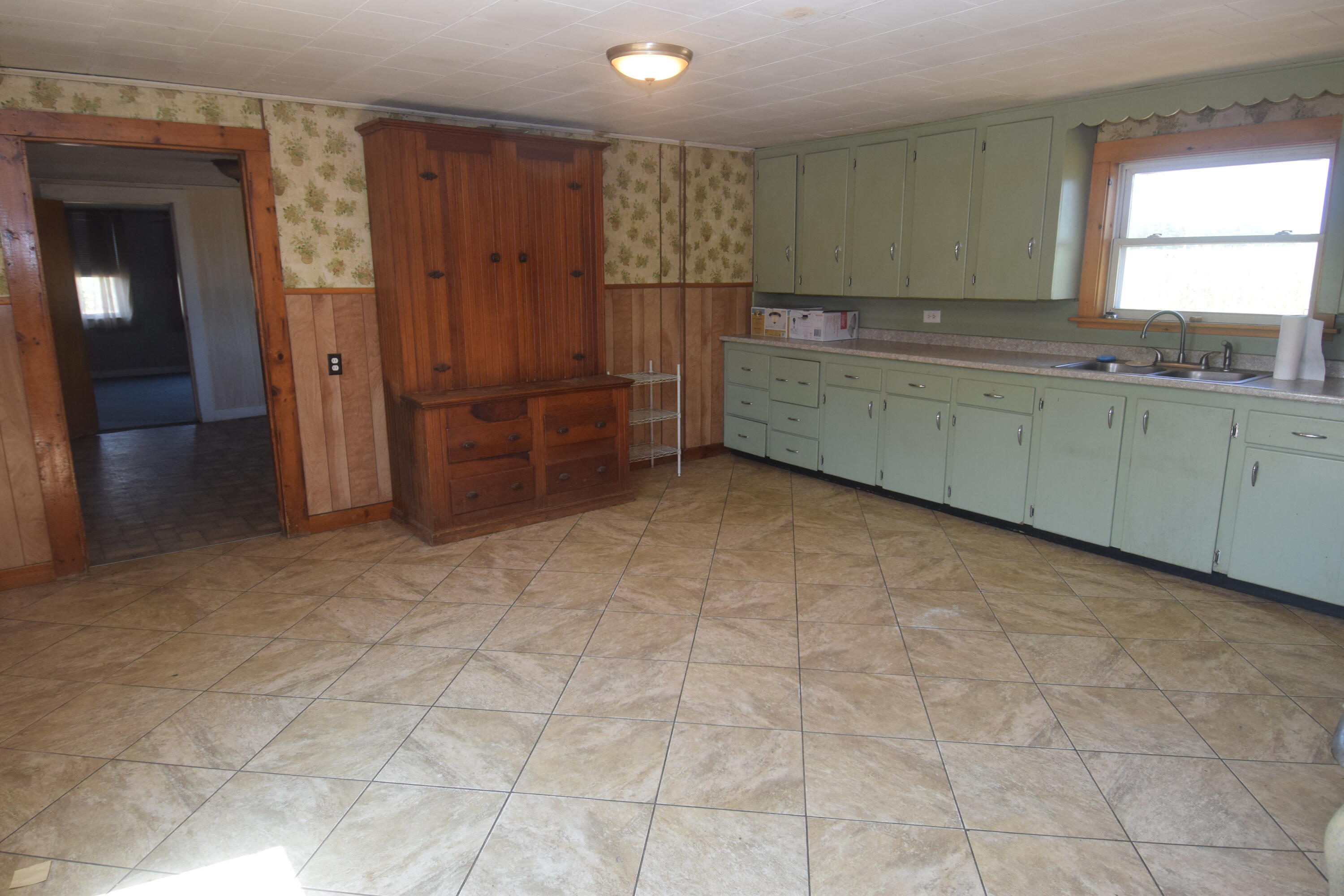 327 Kennebec River Road Embden, ME 04958 - Photo 15 of 60 Kitchen
