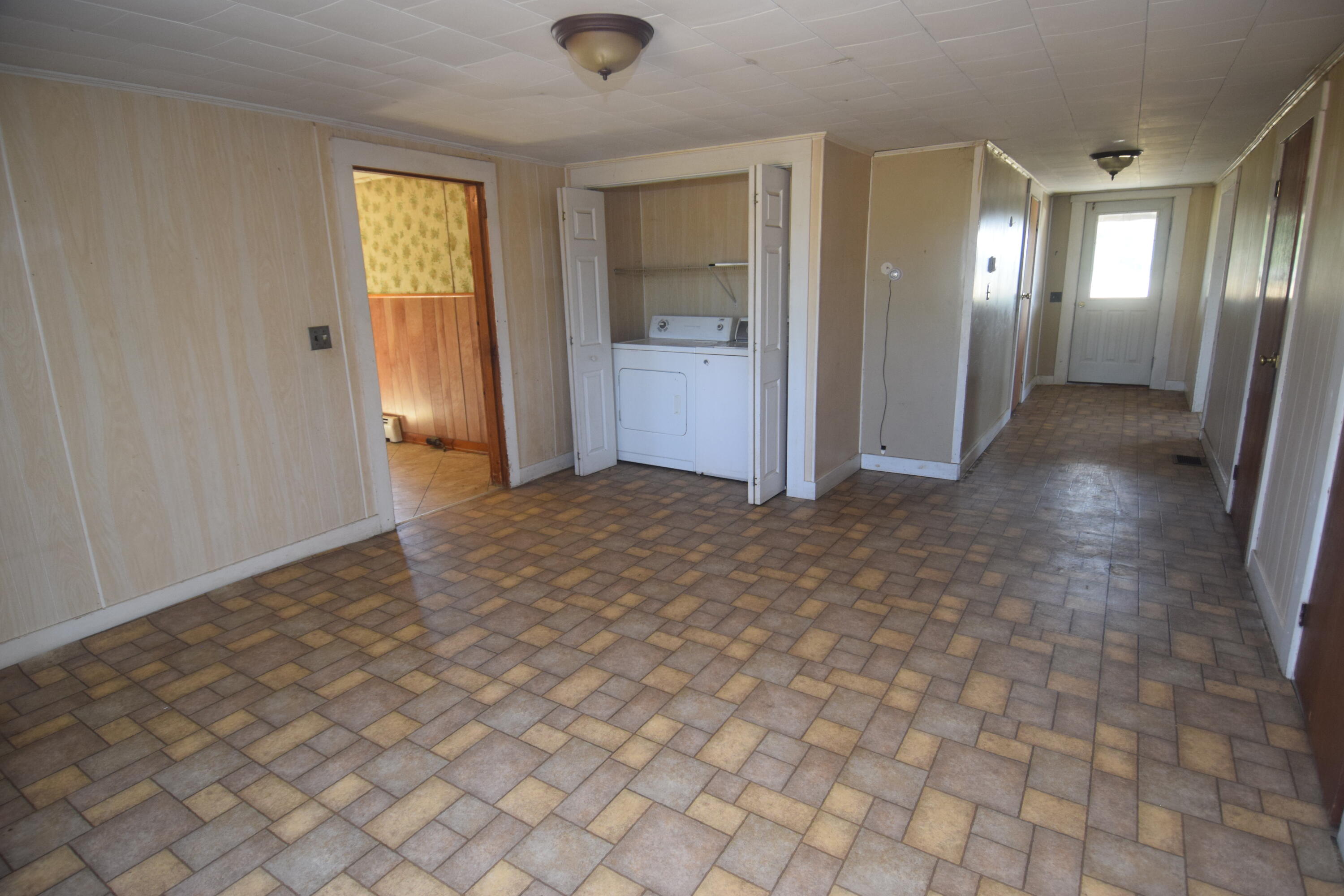 327 Kennebec River Road Embden, ME 04958 - Photo 18 of 60 Dining Room