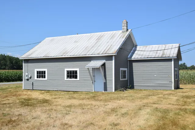 $264,900 | 327 Kennebec River Road, Embden, ME 04958