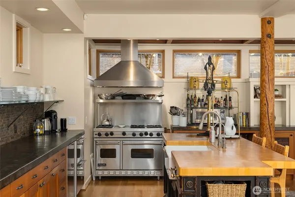 $3,798,000 | 339 Lovell Avenue Southwest, Bainbridge Island, WA 98110