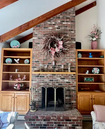 $449,000 | 90 Hemlock Road, Vernon, VT 05354